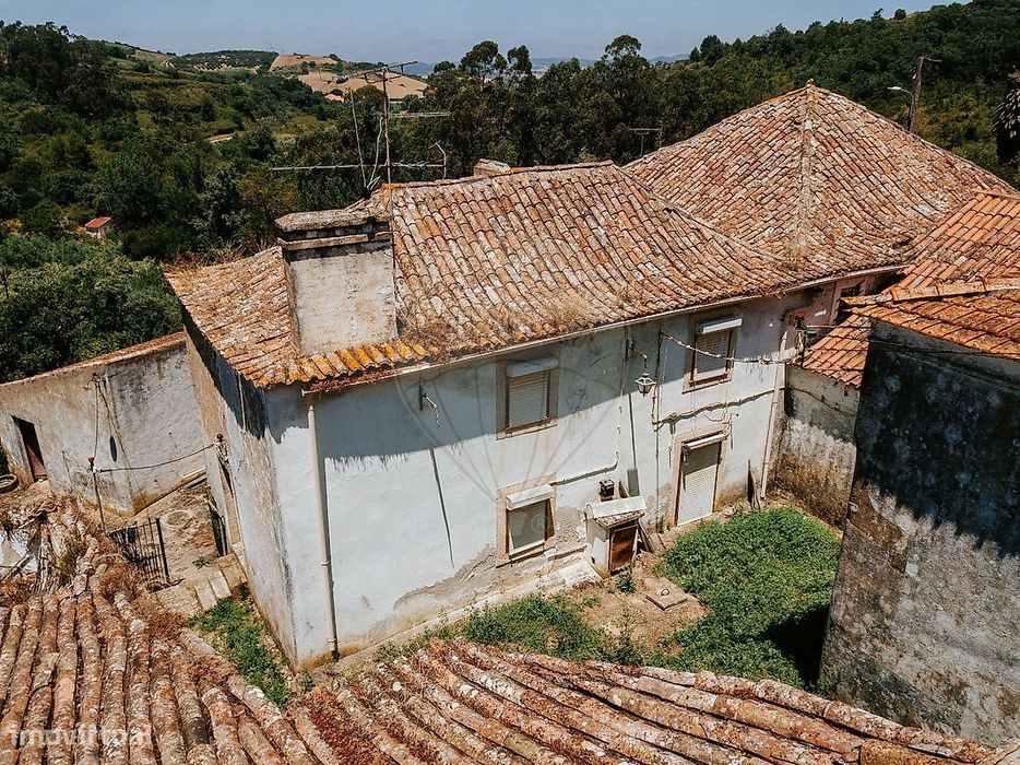 Moradia T4 para venda