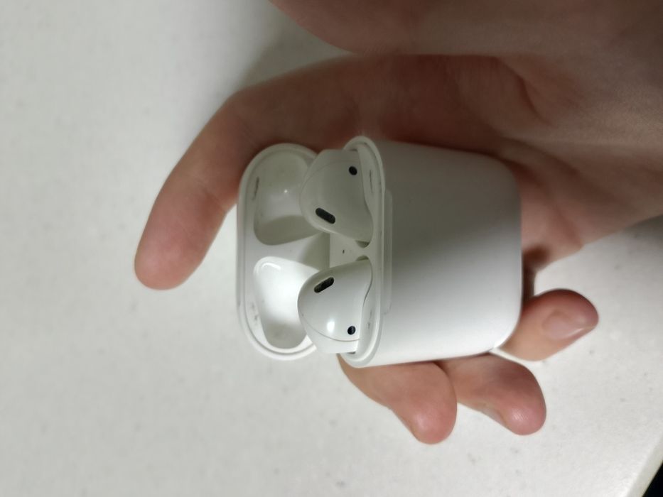 Apple AirPods 2 навушники
