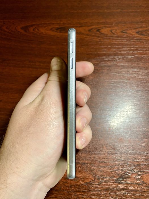 Samsung Galaxy A3 (2016)