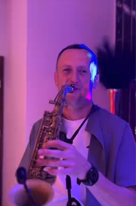 saksofonista na imprezy