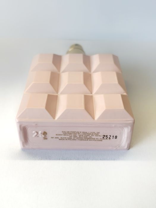 Парфуми Sweet Tooth Sabrina Carpenter,є розпив.