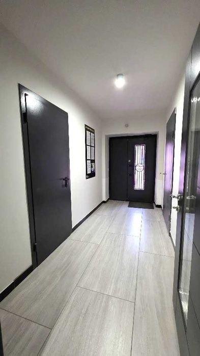 Квартира в Чайка Люкс на Сахарова, висота 5 метрів, Газ, Цегла, Новобудова АК