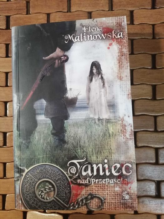 Taniec nad przepaścią - Elena Malinowska