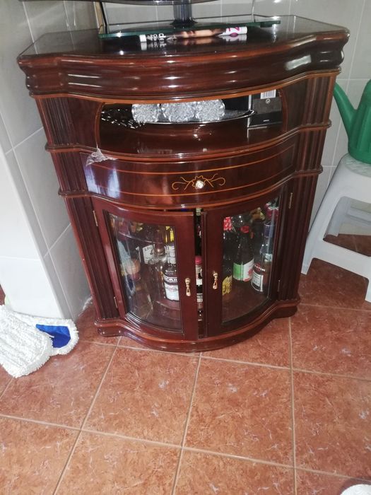 Móvel bar serviço rotativo