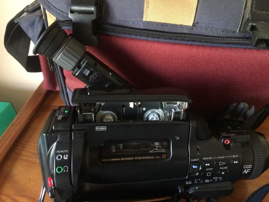 Handycam Sony. 10*. Video 8.