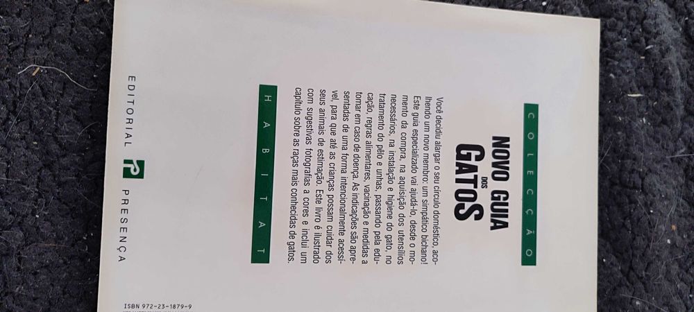 Detetive de Gatos com oferta do Novo Guia dos Gatos