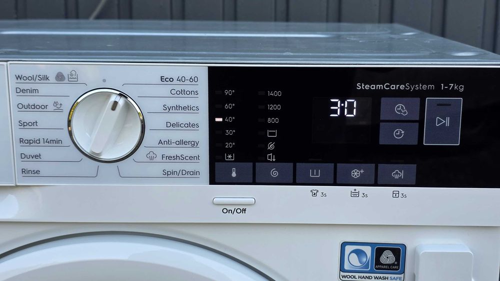 Pralka do zabudowy Electrolux Perfectcare 700, 7kg/1400obr steamcare