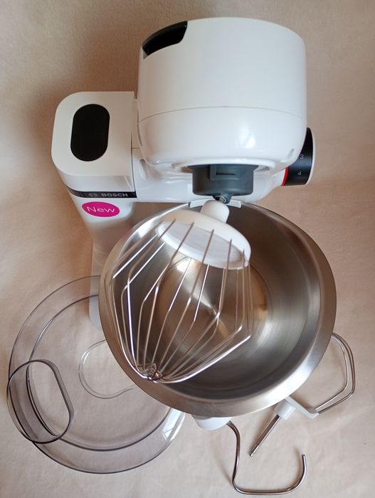 Robot kuchenny planetarny BOSCH MUMS2EW00 700W