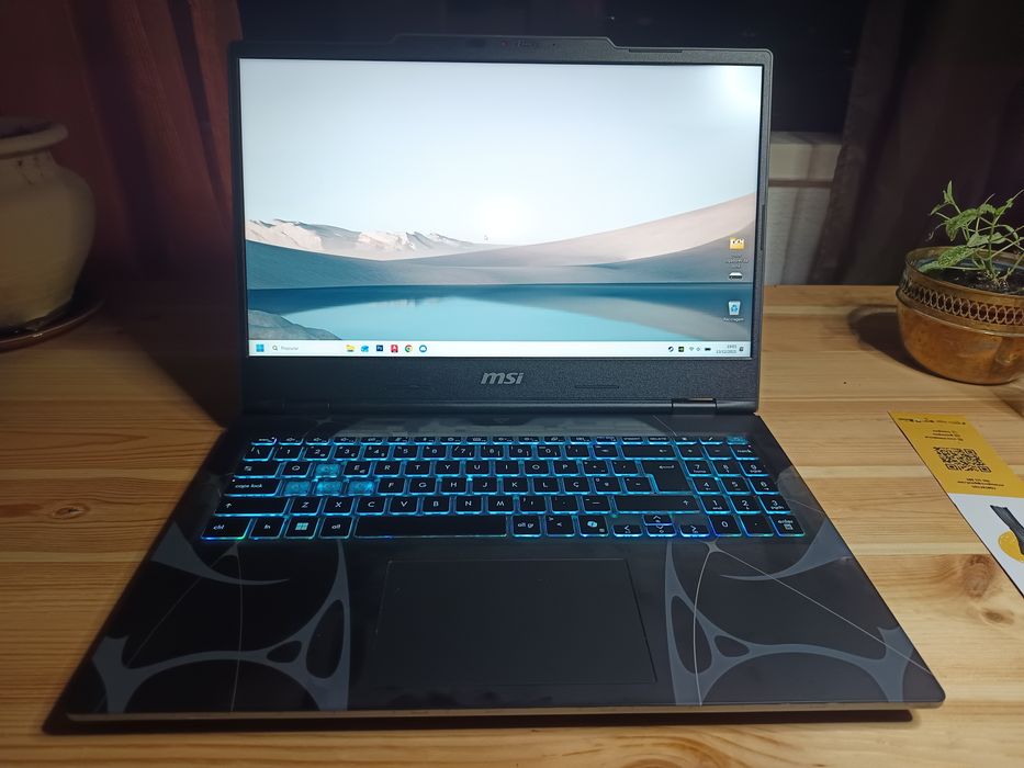 Portátil gaming  Cyborg 15 RTX 5060