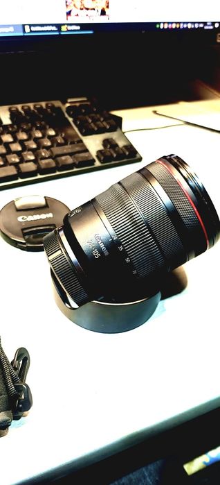 Об'єктив  Canon RF 24-105mm f/4