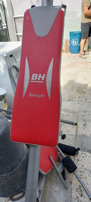 Vendo maquina musculação  BH Nevada Plus 100kg
