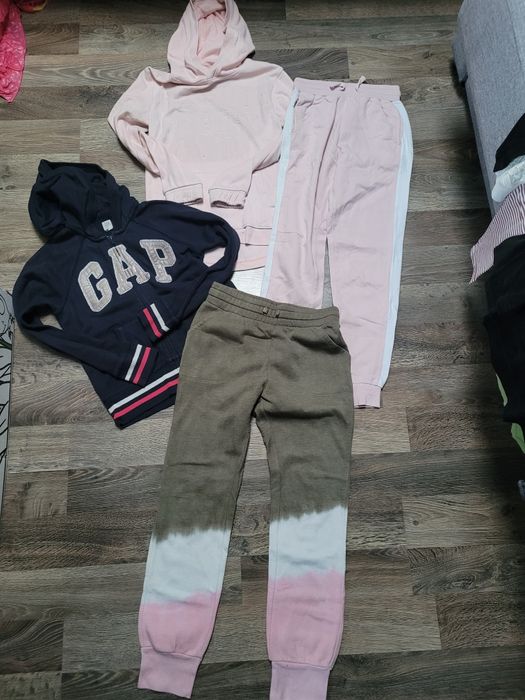 Paka Dres bluza spodnie sportowe GAP 140