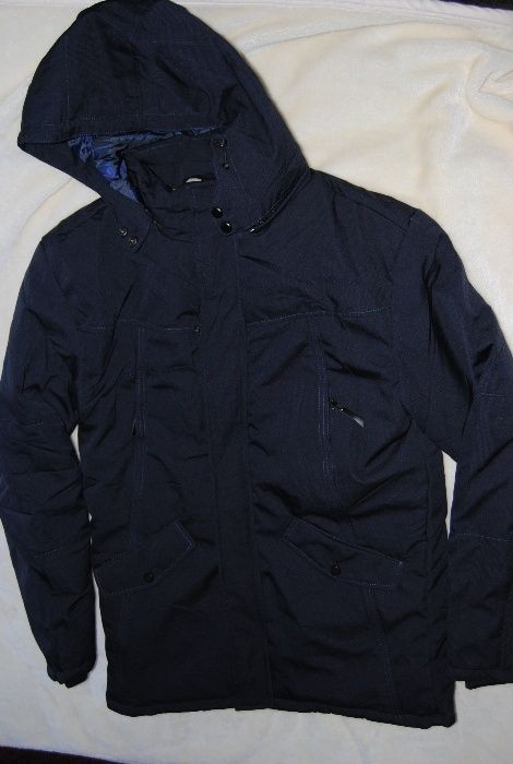 Продам НОВУЮ теплую мужскую куртку размер 5XL (маломерка)