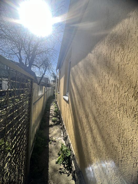 Нова Боярка вул.Королюка продаж пів будинку Газ 5 соток