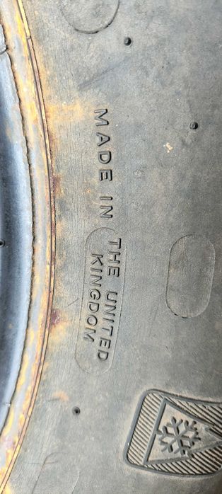 БЕЗ ПРЕДОПЛАТ/Резина/Колеса  BFGoodrich  195 65 R15 Зима V4