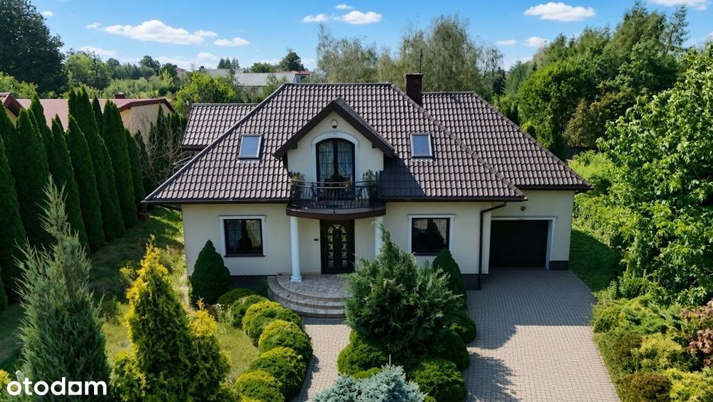 Elegancki dom w stylu pałacowym - 164m2