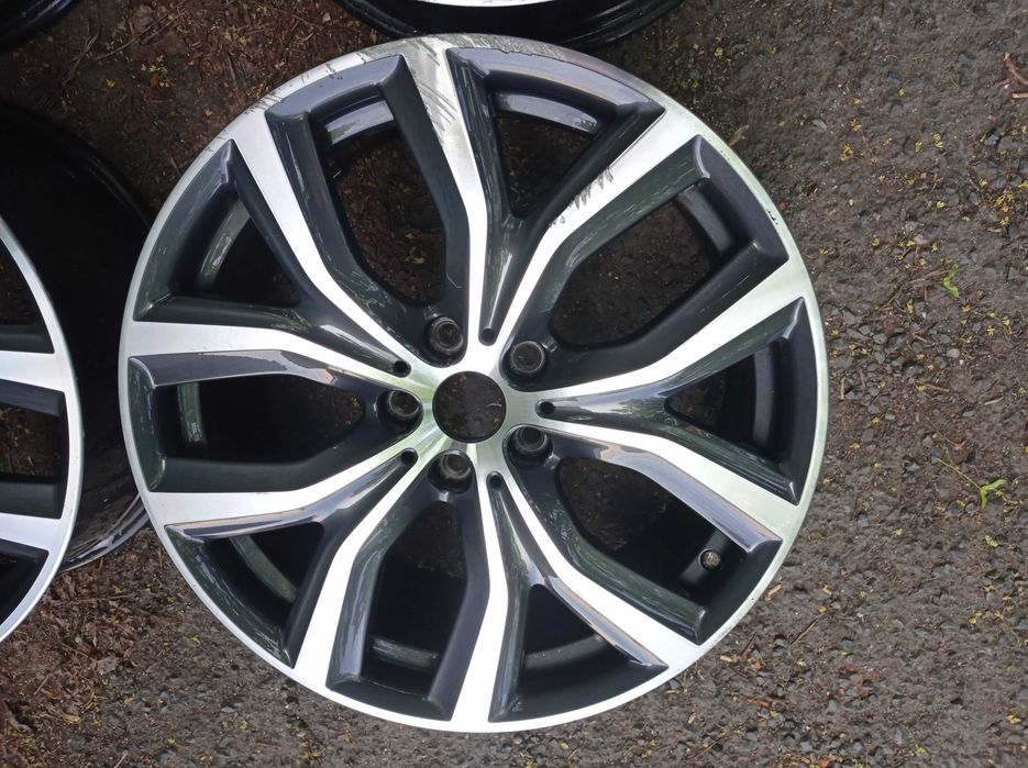 Felgi aluminiowe Alufelgi koła BMW 19 5x112 X1 f48 X2 f39 OEM oryginalne