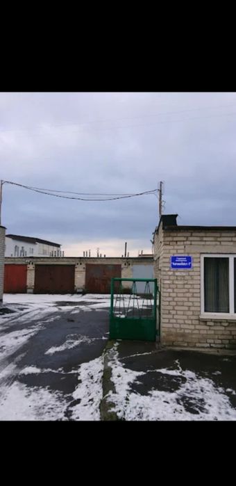 Гараж приватизований цегляний
