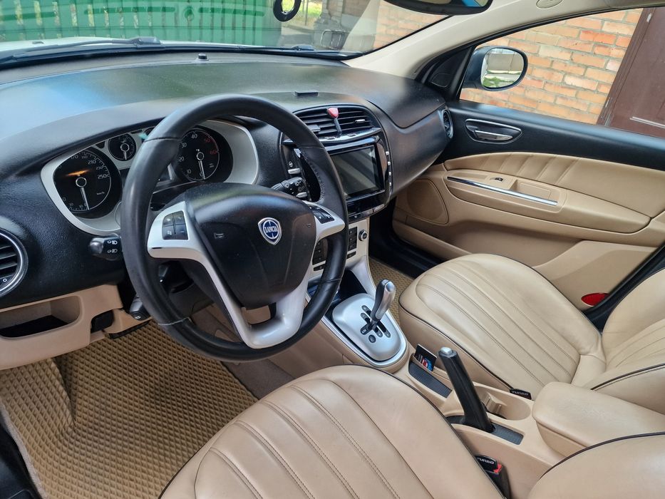 Продам Lancia Delta 2012, 1.6 jtd, автомат.