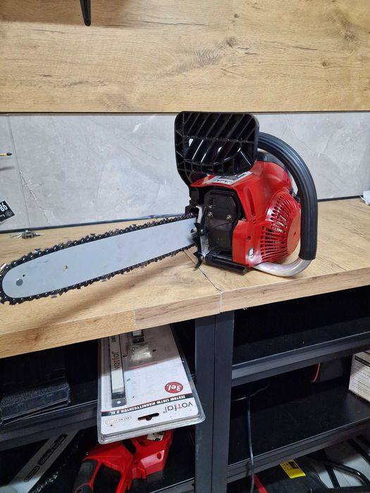 Piła łańcuchowa spalinowa EINHELL GC-PC 1335 P303