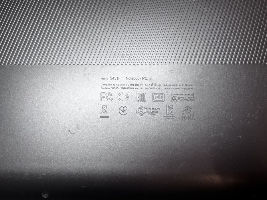 Ноутбук ASUS VivoBook S14