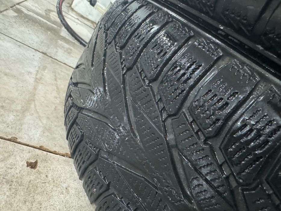 Зимняя резина 225/50/17 Nokian hakkapelita