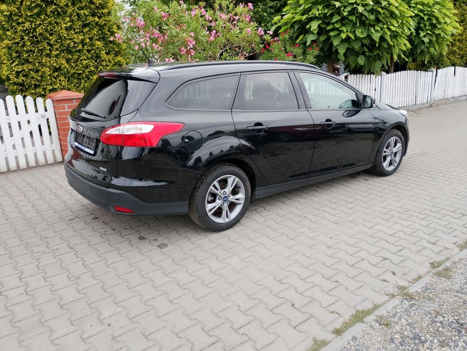 Ford Focus* Super Stanie*