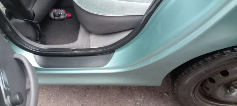 Обмін, Продам пежо 206 1.4