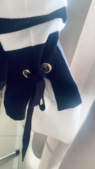 Fajny lekki sweter