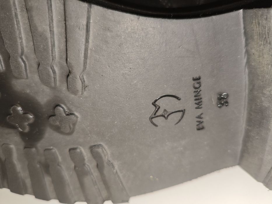 Botki skórzane Eva Minge 38