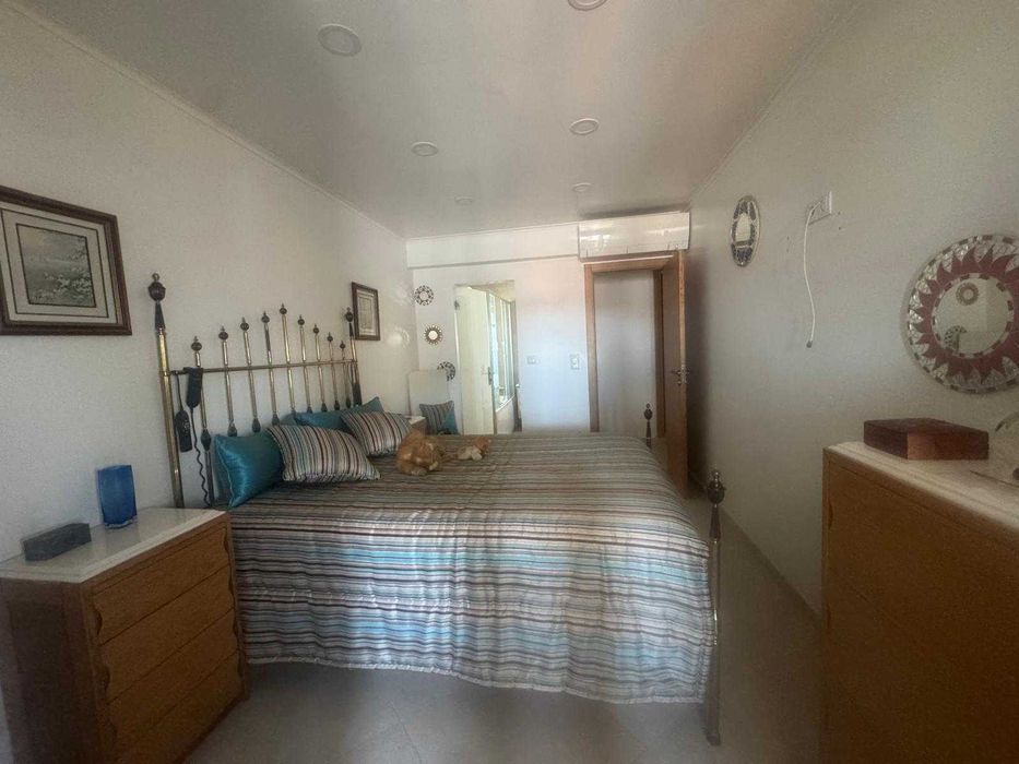 Apartamento de alta qualidade com vistas maravilhosas e exposição nascente, poente, norte e sul para as praias, cidades e campo