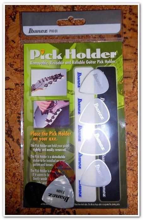 Pick Holder Ibanez PHI01  + 3 kostki w komplecie