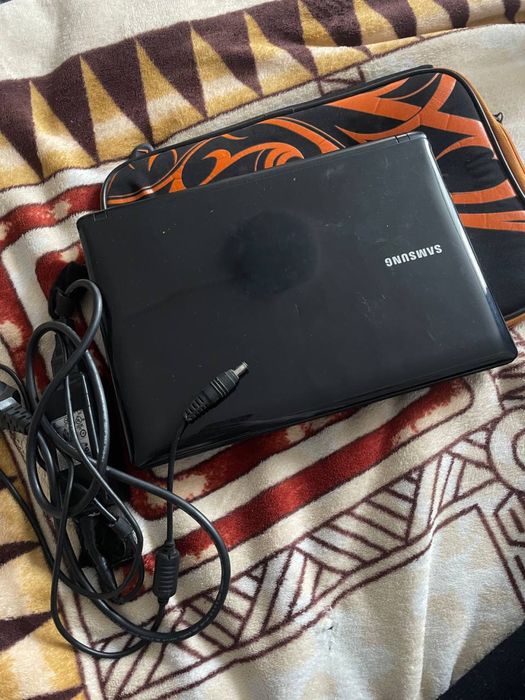Нетбук Samsung - компактний робочий