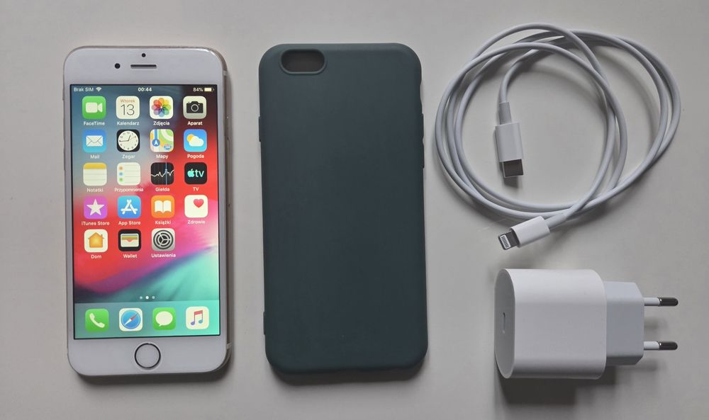 Apple iPhone 6 16GB +Ładowarka +Etui