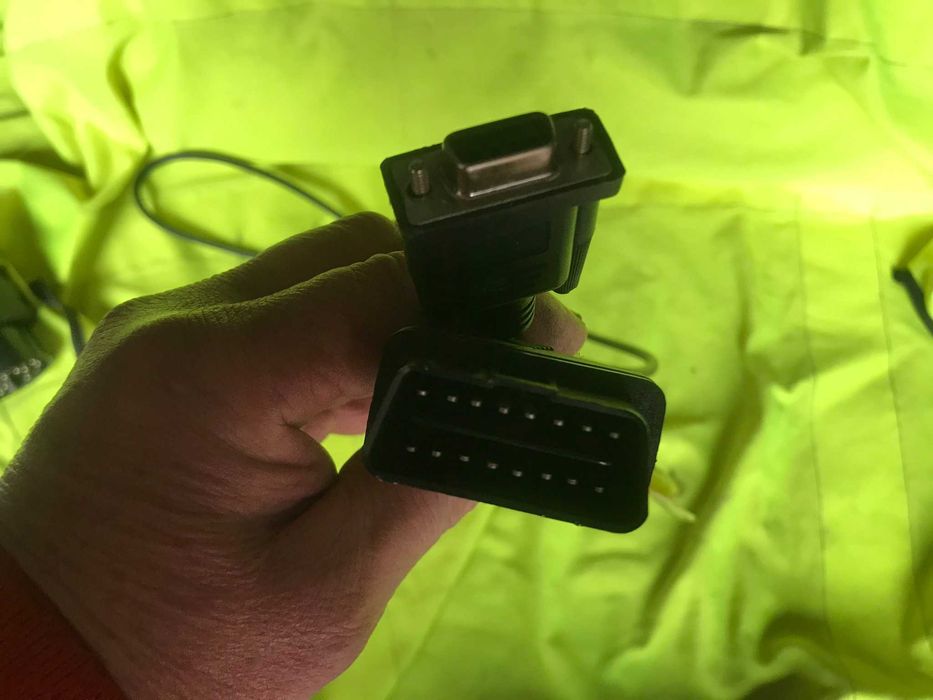 Кабелі для діагностики автобусів та вантажних машин