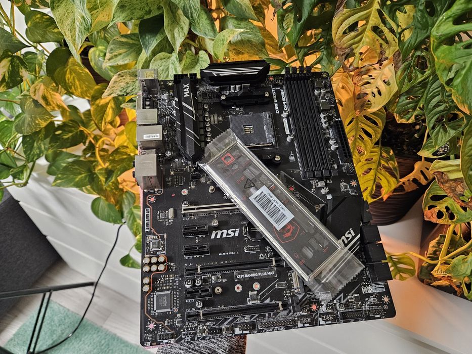Płyta główna MSI X470 Gaming Plus MAX + backplate i mocowanie chłodzen