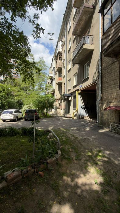 Продаж 2-к квартири вул. Культури 11