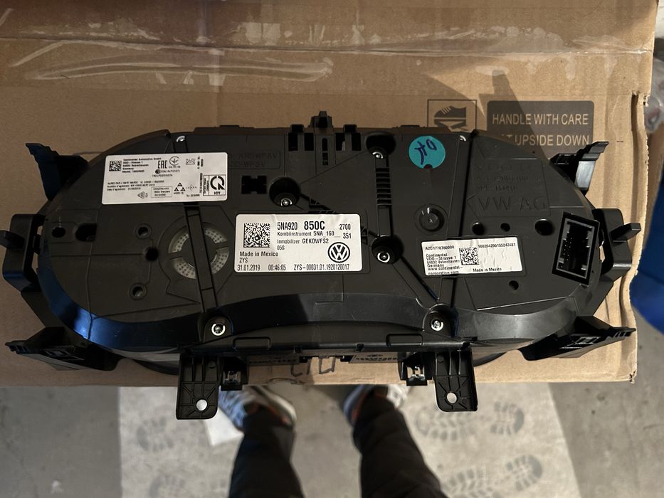 Приборная панель Тигуан SEL 2019