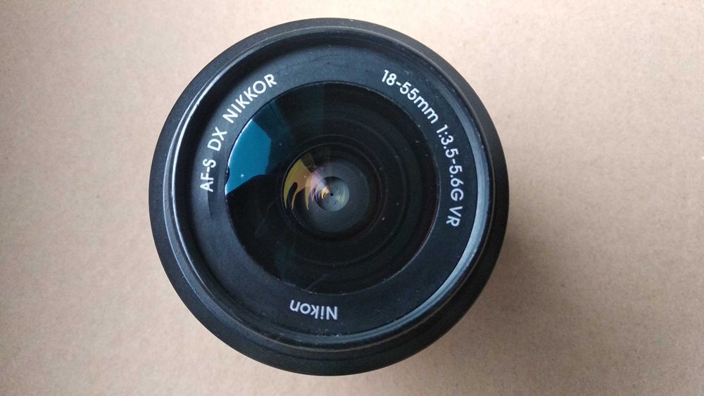 объектив Nikon Nikkor DX AF-S Nikkor 18-55mm