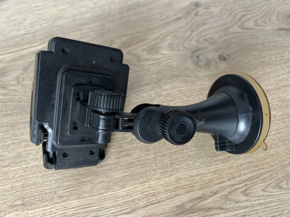 Автотримач на присосці