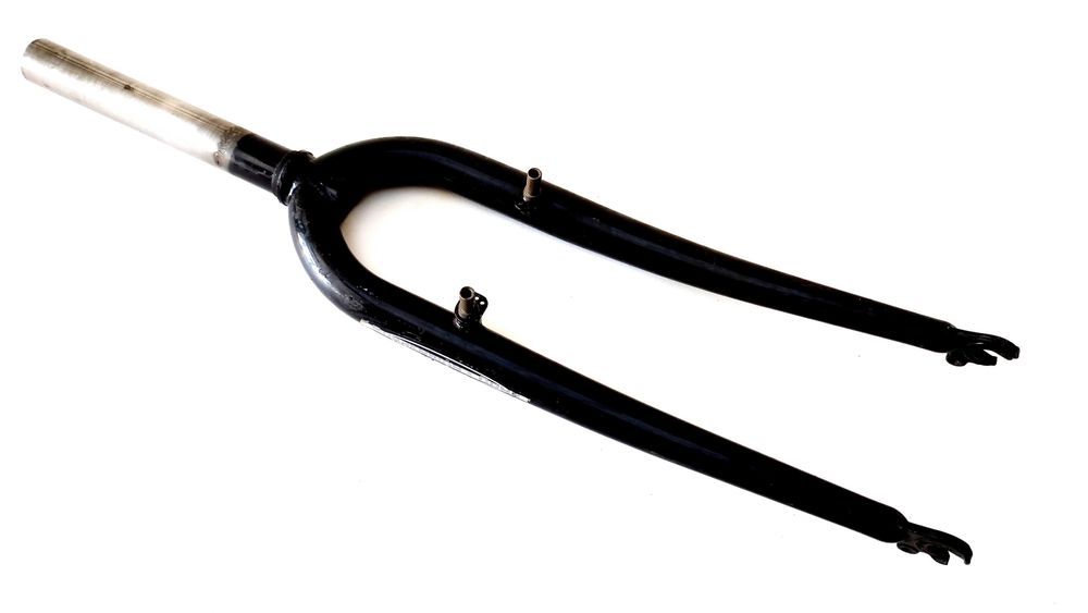 Lekki Widelec rowerowy TANGE Suspension 1 i 1/8'' koło 26'' nr 285