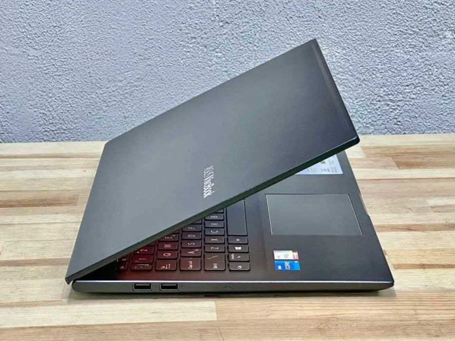 ASUS Vivobook 15 K513E Intel® Core™ i5-1135G7 Iris Xᵉ /12GB/ 256GB SSD