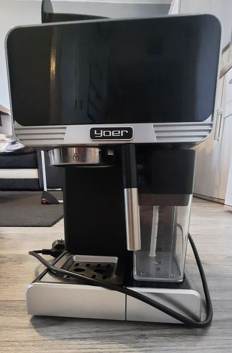 Ekspres do kawy ciśnieniowy Yoer +LED 20bar 1350W Automatyczny +THERMO