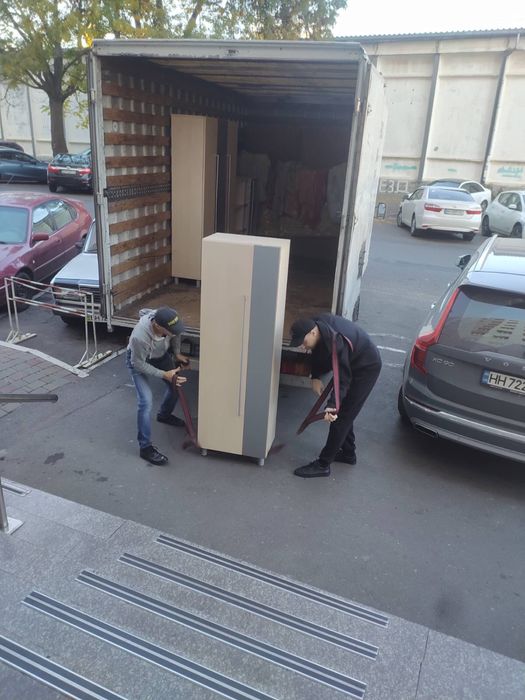 Грузоперевозки.Перевозка мебели,вещей,грузов,грузчики,пианино,такси.