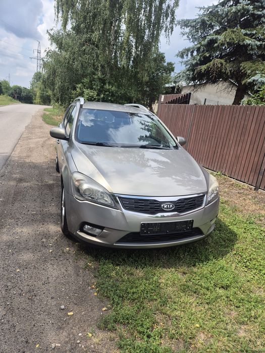 Kia Ceed 1.4 benzyna 90 km 2011 r.