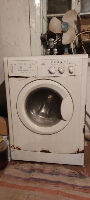 Стиральная машина Индезит