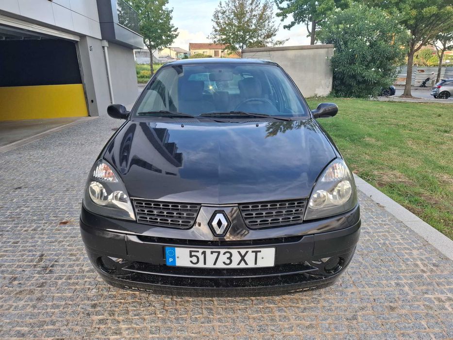 Renault Clio 1.2 16V. Expression 2004 , Muito Estimado