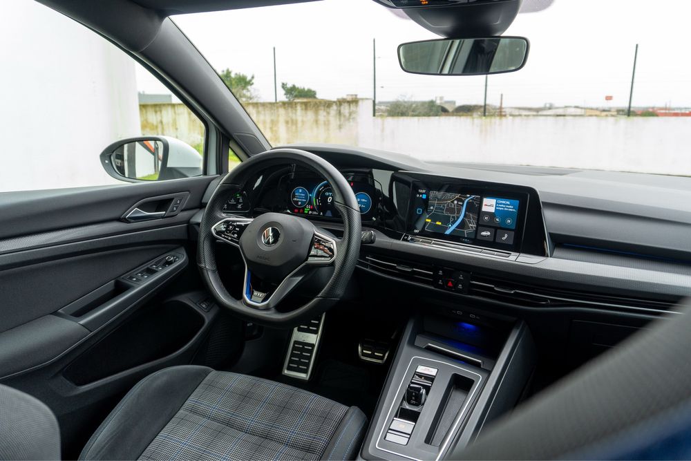 VW Golf eHybrid GTE DSG   (Financiamento disponível)