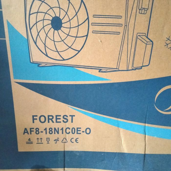 Кондиціонер Midea Forest 18.