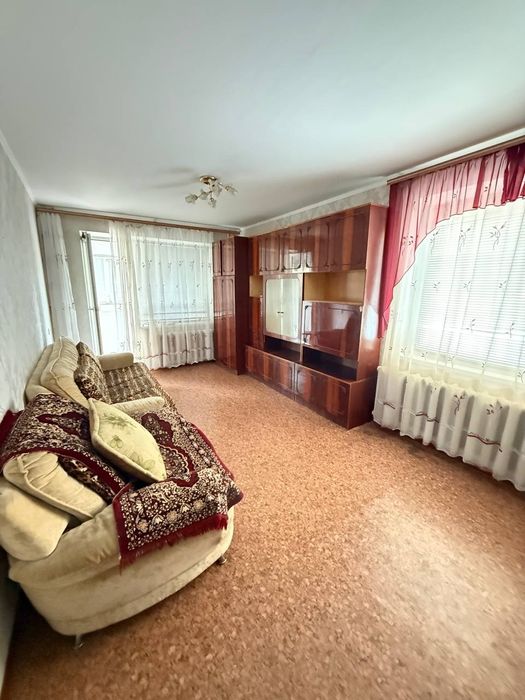 Оренда двох кімнатної квартири  ЖМ Комунар